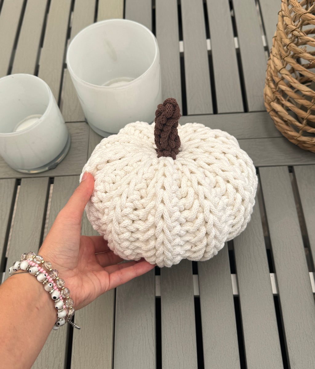 Cozy Pumpkin - Ivory | Large